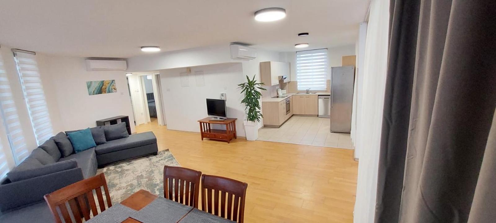 City Flats 2 Bedroom Apartment Larnaca Exterior photo